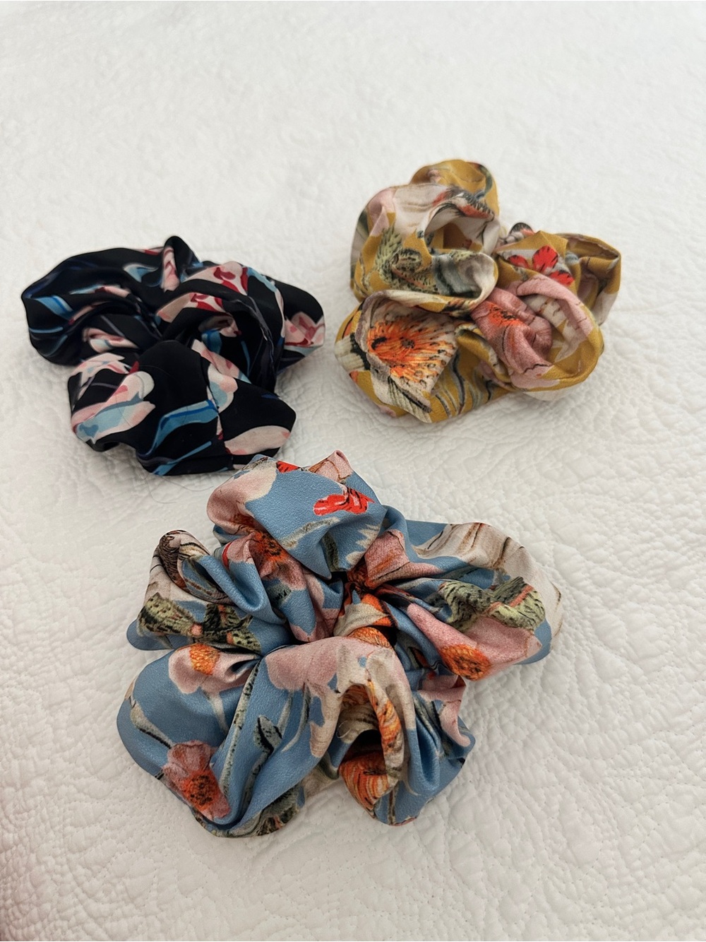 Anthropologie Avery Floral Silkie Scrunchie Set Blue, Yellow, Black - Picture 2 of 6